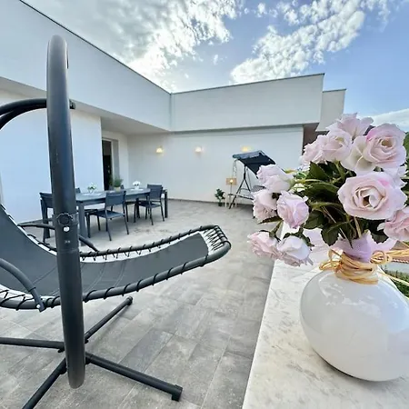 Διαμέρισμα Attico Magnificent Wi-fi/free Parking