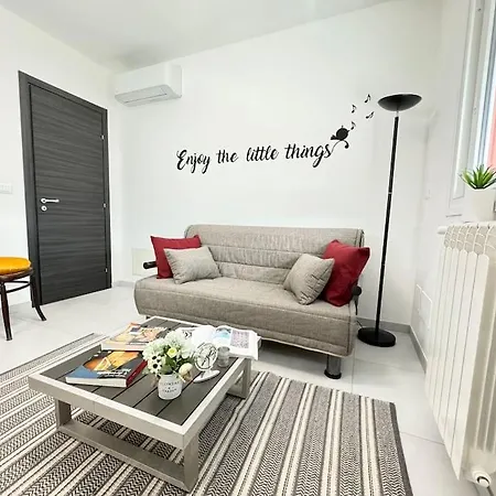 Attico Magnificent Wi-fi/free Parking Διαμέρισμα