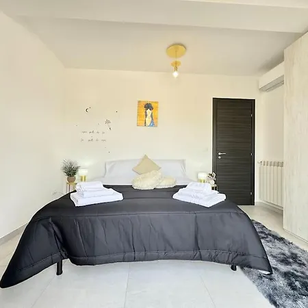 Apartment Attico Magnificent Wi-fi/free Parking Palermo